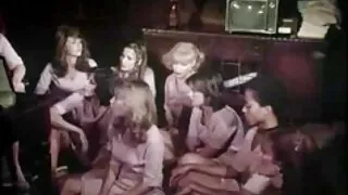 غیر معمولی دانلود کلیپ سکسی خارجی جدید babes ویڈیو موڑ میں ایک آدمی کا مرگا چوستے