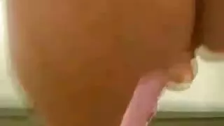 ماں ایک نوجوان اور پرجوش جڑنا کے مرگا سواری انجمن کیرتو کص