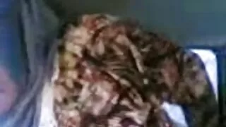 کارنیول ماسک فیلم پورن خارجی جدید میں فعال بیوی شوہر کی طرف سے بھاڑ میں جاؤ