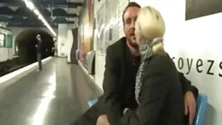 Bu SaOm Sa Saina سینمایی سکسی جدید پھیلتا ہے اس کی ٹانگوں سے پہلے ، اتارنا fucking