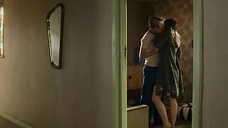 ایک اتارنا fucking دو لڑکیوں کی سکس لی داربی جدید طرف سے گڑبڑ ایک پراعتماد مرد