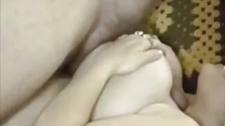 نوجوان آبنوس fucks سے بچنے کے لئے گرفتاری سوپر جدید سکس