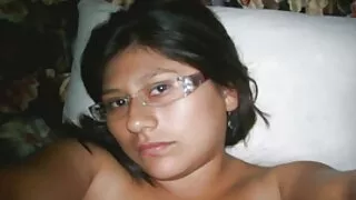 سنہرے بالوں سکس داستانی جدید والی کتیا ڈک licks سر اور مساج انڈے