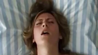 پچھواڑے میں سنہرے بالوں والی نوجوان جنسی حاصل کرنا فیلم سکسی جدید 2020 چاہتا تھا